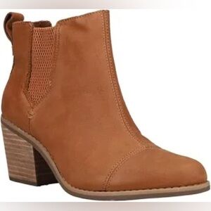 Toms Everly Nubuck Ankle Booties NIB